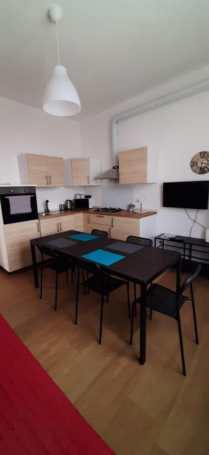 Casa Vacanza Il Balconcino Bergamo Bagian luar foto